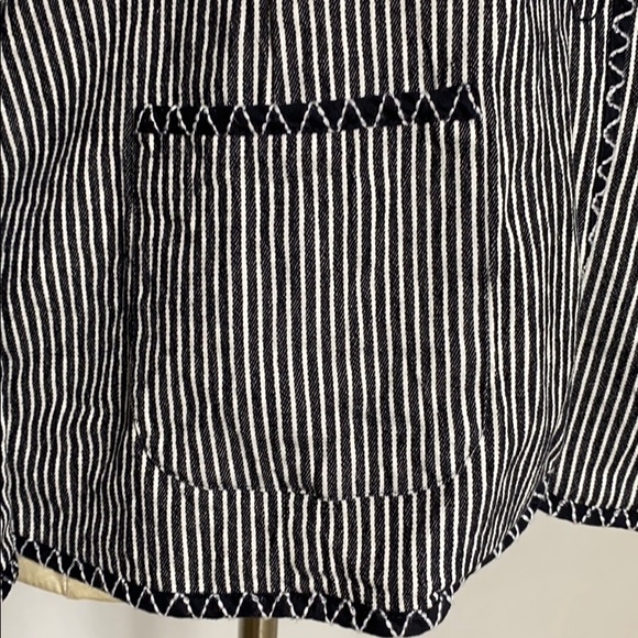 Talbots Hidden Button Pin Stripe Navy Blazer NWOT - Picture 6 of 10